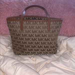 Michael Kors Tote